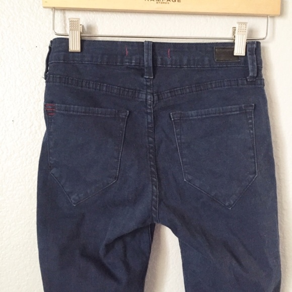 • bdg ankle grazer cigarette jeans • - Picture 3 of 3